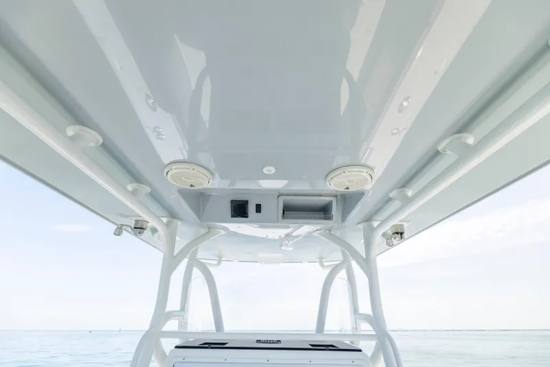 Slide: The Image of Interior view of a 2018 Yellowfin 32 Offshore boat. - 37