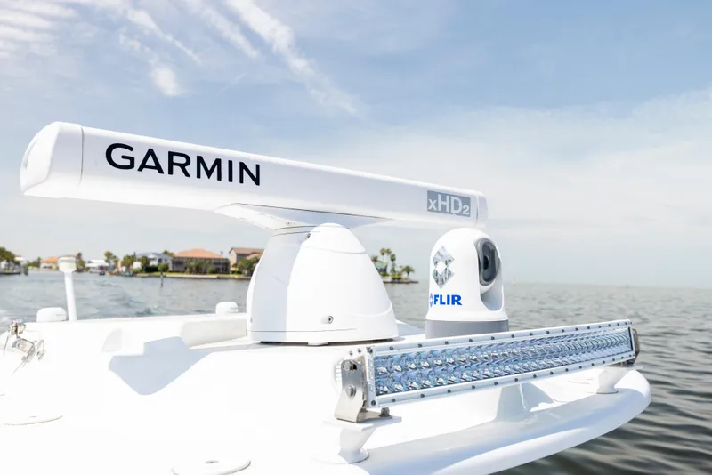 Slide: The Image of Garmin xHD2 radar on Yellowfin 32 Offshore boat, 2018 model. - 45