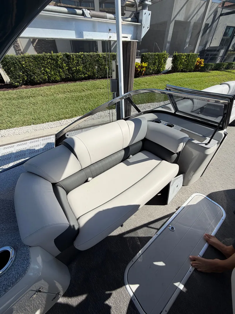 Slide: The Image of Interior of a 2021 Avalon Excalibur Twin Elite pontoon. - 6