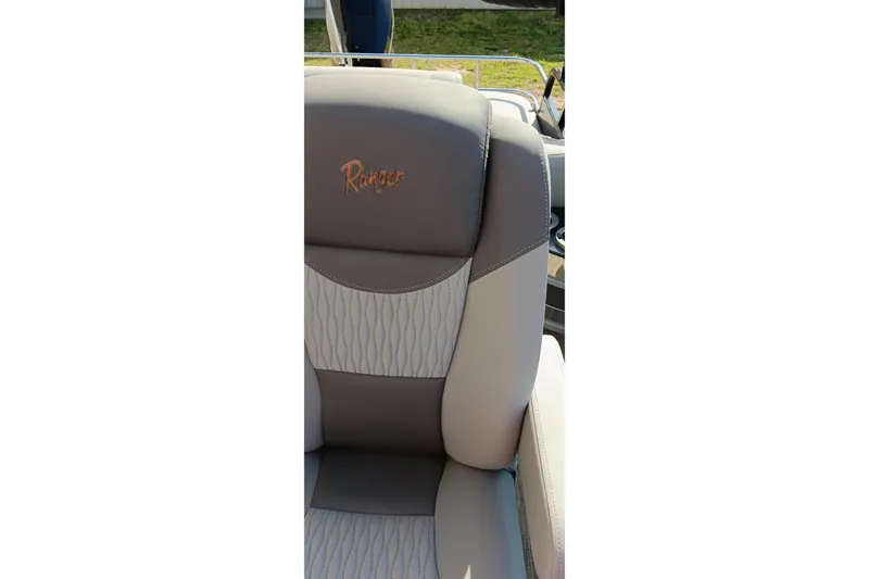 Slide: The Image of Luxurious Ranger 2500LS 2023 boat seat with elegant stitching and branding. - 29