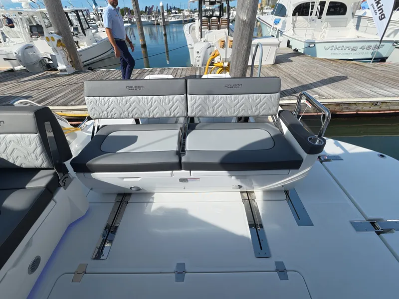 Slide: The Image of Galeon 335 GTO 2027 - 5