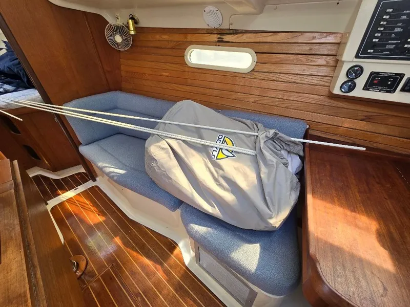 Slide: The Image of Hunter 336 1995 - 12