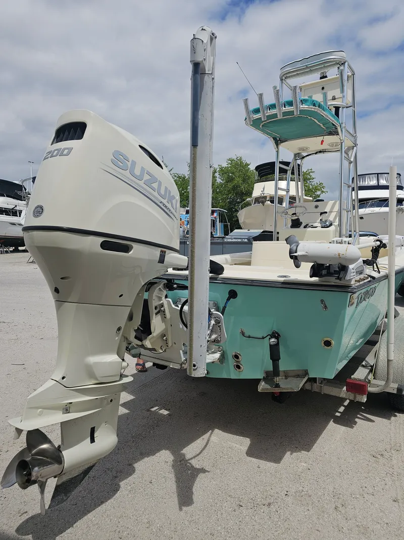 Slide: The Image of 2000 Dorado 23 boat with Suzuki outboard motor. - 22