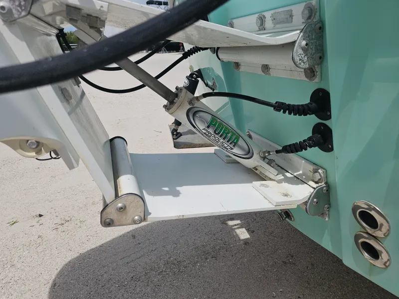 Slide: The Image of Dorado 23 boat, 2000, with Porta Bracket on sand. - 24