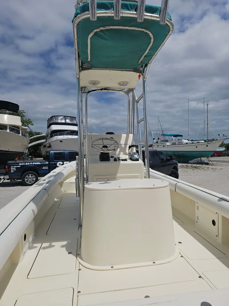 Slide: The Image of 2000 Dorado 23 boat on a boatyard. - 28