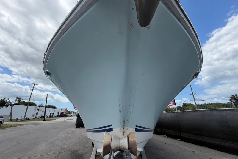 Slide: The Image of 2006 Ocean Runner 2900 C/C Open Fisherman boat on trailer, viewed from front. - 19