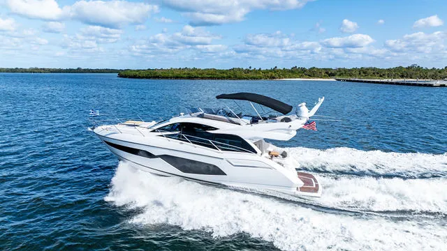 Slide: The Image of Sunseeker Manhattan 52 2018 - 102