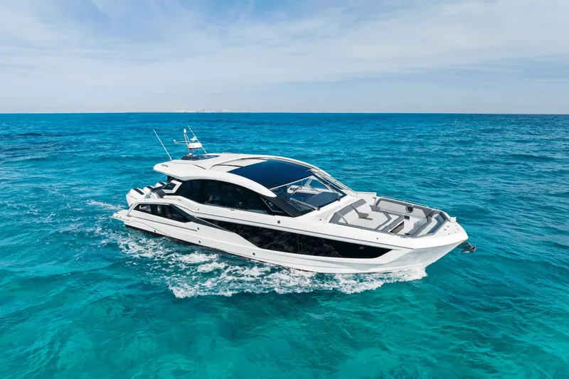 Slide: The Image of Galeon 435 GTO 2027 - 1