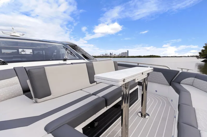 Slide: The Image of Galeon 435 GTO 2027 - 26