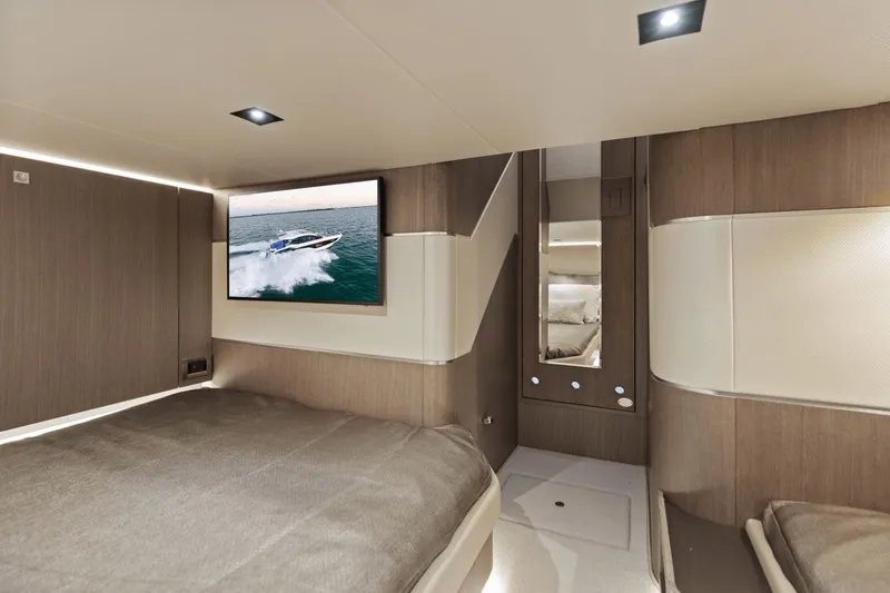 Slide: The Image of Galeon 435 GTO 2027 - 61