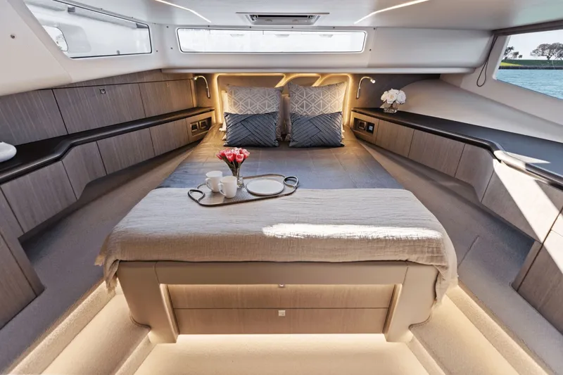 Slide: The Image of Galeon 435 GTO 2027 - 68
