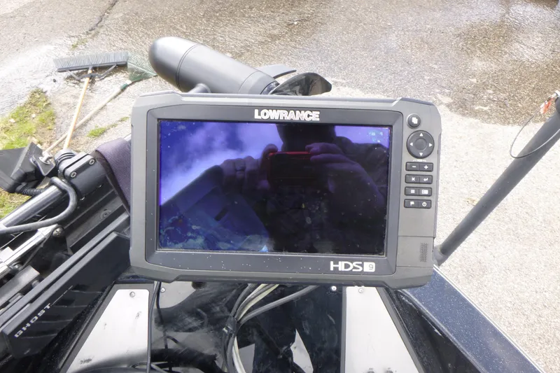 Slide: The Image of Lowrance HDS-9 fishfinder on a 2019 Triton 206 Allure boat. - 8