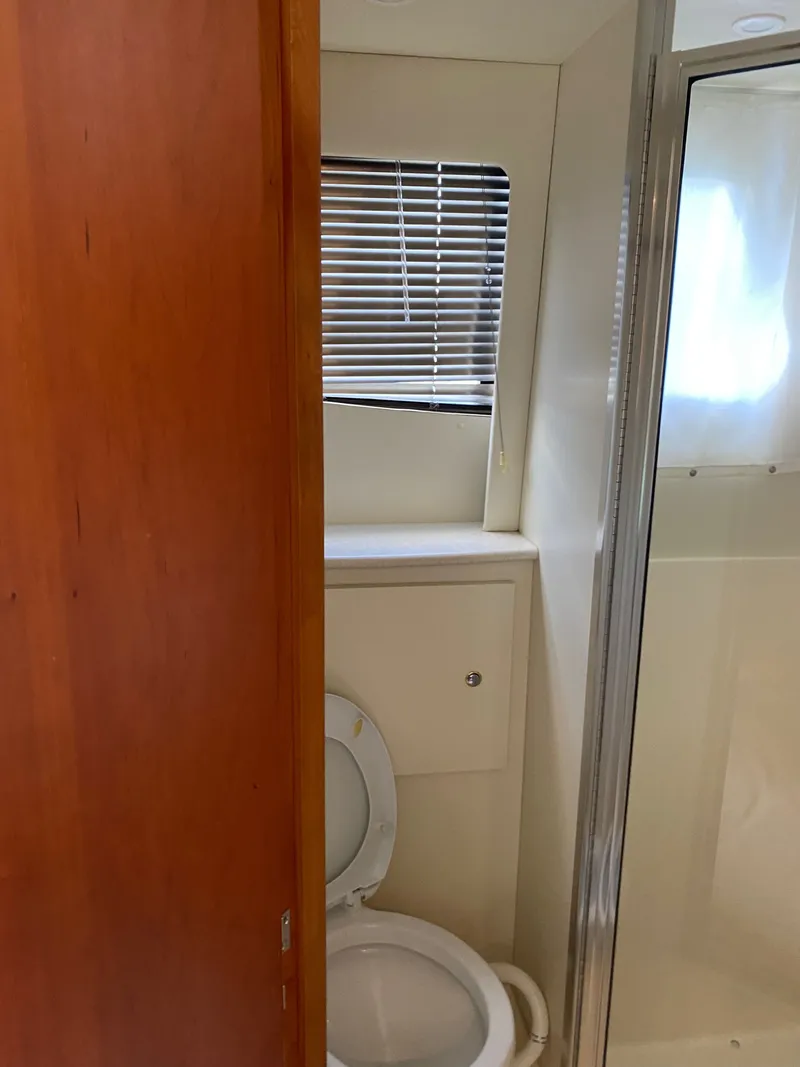 Slide: The Image of Silverton 330 Silverton 2002 - 22