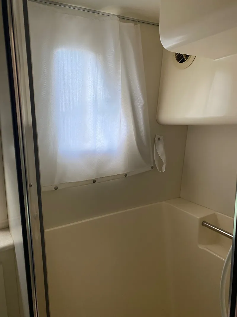 Slide: The Image of Silverton 330 Silverton 2002 - 25