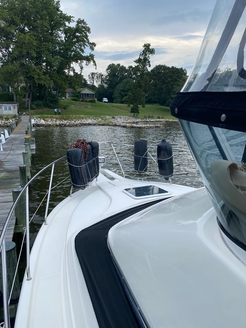 Slide: The Image of Silverton 330 Silverton 2002 - 9