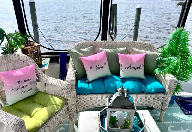 Slide: The Image of Carver Yachts 444 Cockpit Motor Yacht 2003 - 12