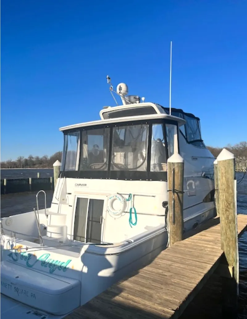 Slide: The Image of Carver Yachts 444 Cockpit Motor Yacht 2003 - 3