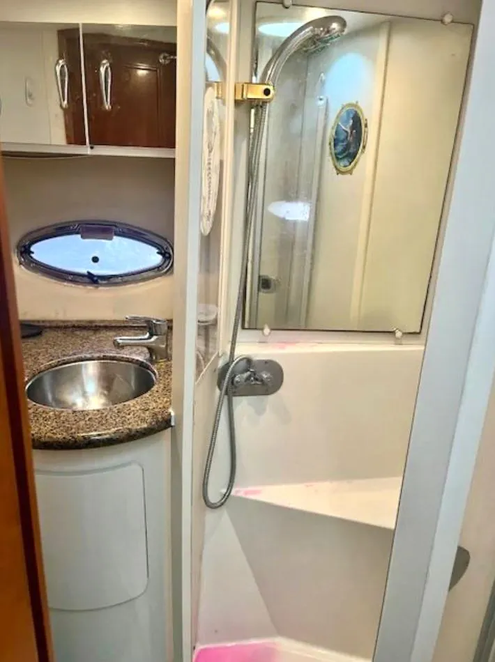 Slide: The Image of Carver Yachts 444 Cockpit Motor Yacht 2003 - 33