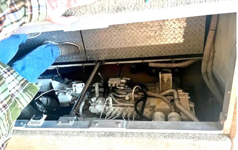 Slide: The Image of Carver Yachts 444 Cockpit Motor Yacht 2003 - 34