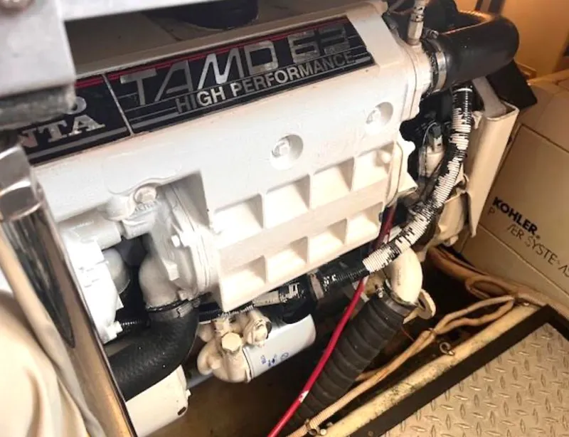 Slide: The Image of Carver Yachts 444 Cockpit Motor Yacht 2003 - 36