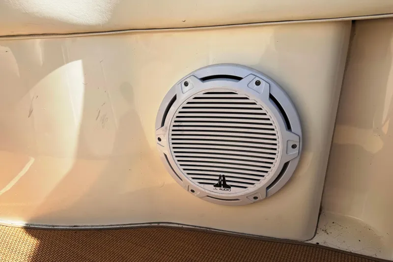 Slide: The Image of Sub Woofer in Cockpit - 36