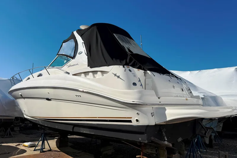 Slide: The Image of Hull Port AFT Quarter - 38