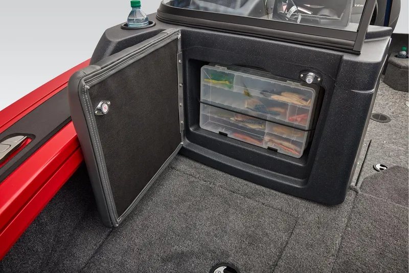 Slide: The Image of Tracker Targa V-18 WT 2026 - 35