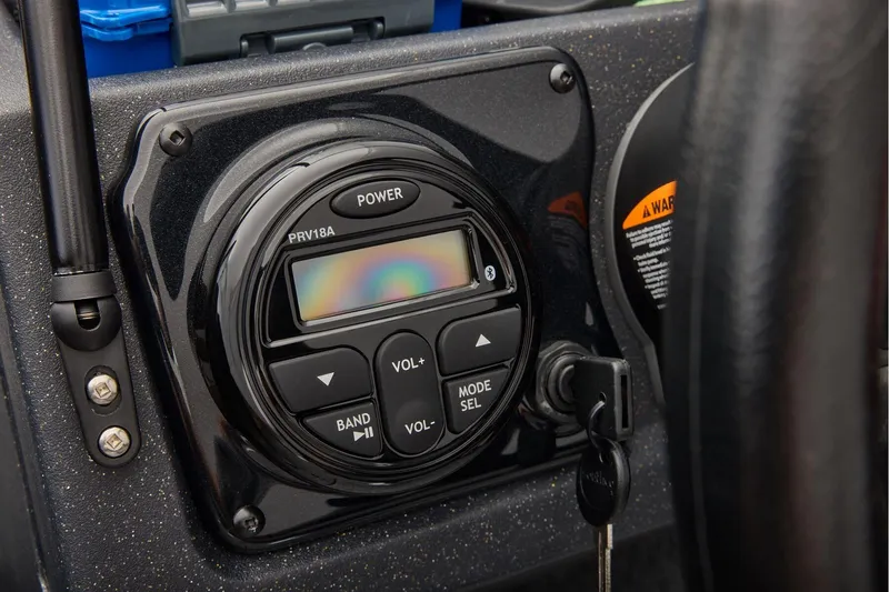 Slide: The Image of Tracker Targa V-18 WT 2026 - 47