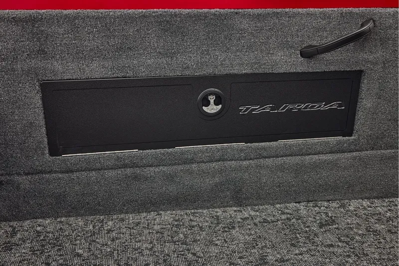 Slide: The Image of Tracker Targa V-18 WT 2026 - 63