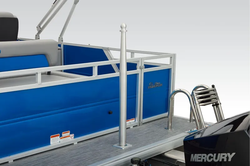 Slide: The Image of Sun Tracker Party Barge 22 RF XP3 2026 - 72