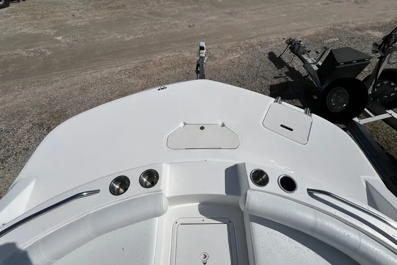 Slide: The Image of 2015 Hurricane SunDeck Sport 201 OB boat deck with cup holders and seating. - 12