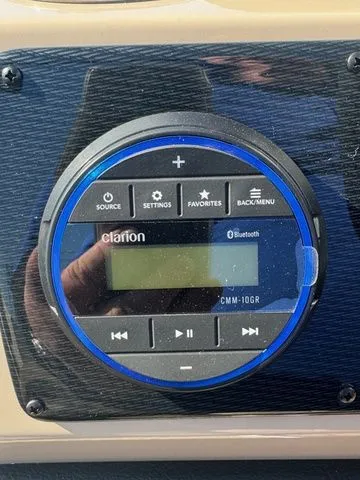 Slide: The Image of Clarion Bluetooth control in SunCatcher Select 20F 2026. - 10
