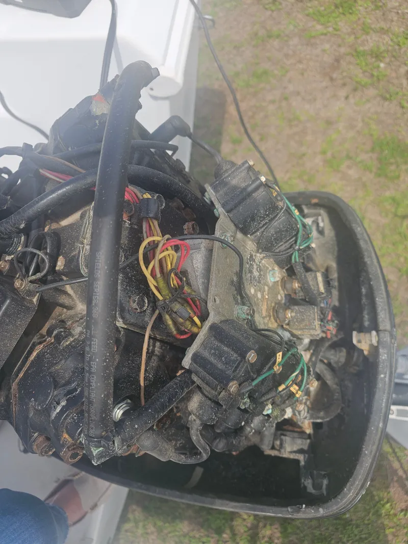 Slide: The Image of Pro-Line 200 Sportsman 1999 - 16