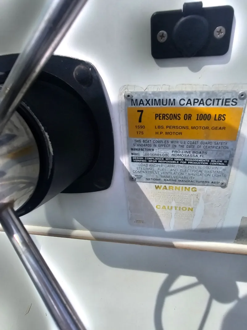 Slide: The Image of Pro-Line 200 Sportsman 1999 - 9