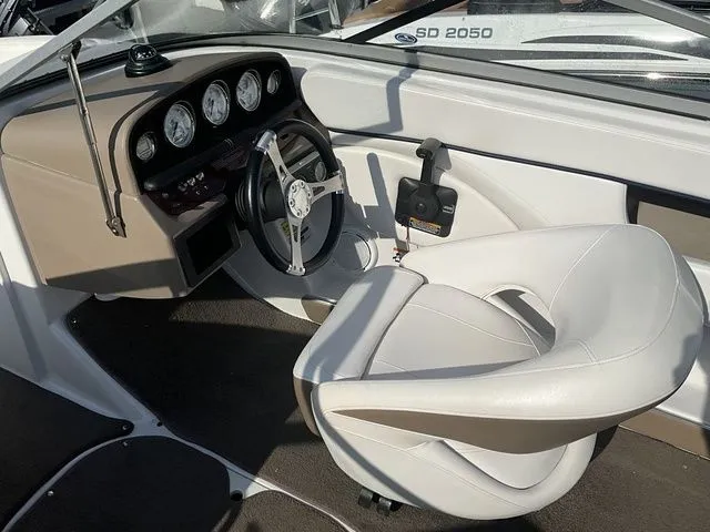 Slide: The Image of Four Winns H200 2008 - 16