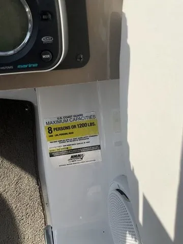 Slide: The Image of Four Winns H200 2008 - 17