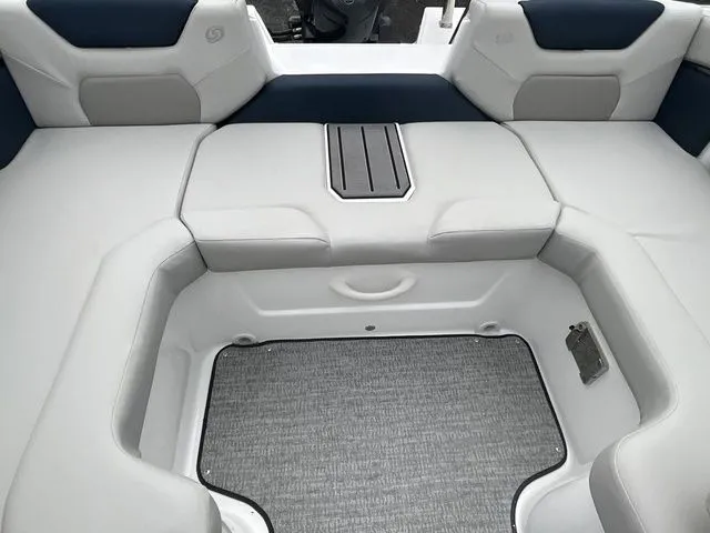 Slide: The Image of Hurricane SD2050-OB 2026 - 20