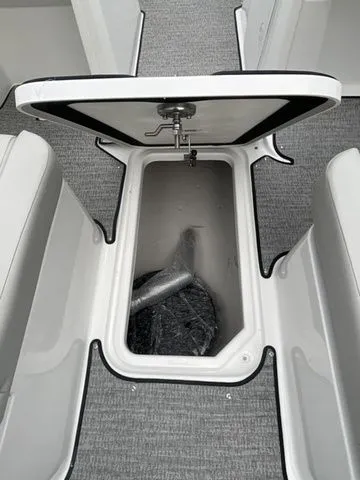 Slide: The Image of Hurricane SD2050-OB 2026 - 9