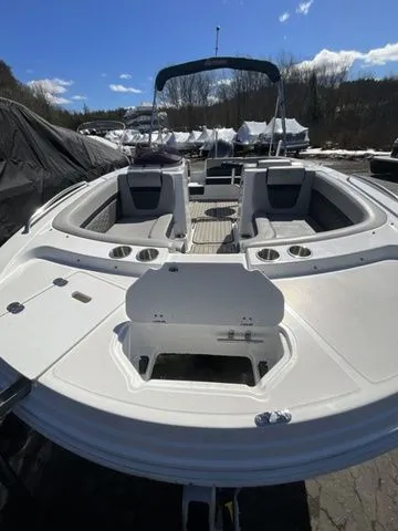 Slide: The Image of Hurricane SunDeck Sport 192 RL OB 2019 - 3