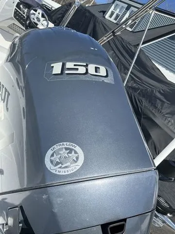 Slide: The Image of Hurricane SunDeck Sport 192 RL OB 2019 - 32