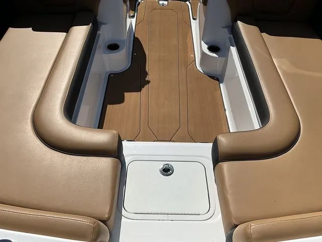 Slide: The Image of Hurricane SunDeck 217 OB 2024 - 11