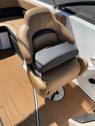 Slide: The Image of Hurricane SunDeck 217 OB 2024 - 16