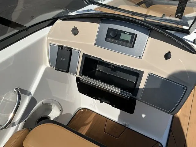 Slide: The Image of Hurricane SunDeck 217 OB 2024 - 20