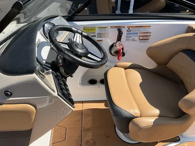 Slide: The Image of Hurricane SunDeck 217 OB 2024 - 32