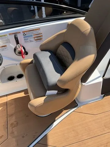 Slide: The Image of Hurricane SunDeck 217 OB 2024 - 34