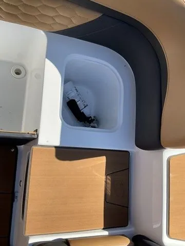 Slide: The Image of Hurricane SunDeck 217 OB 2024 - 37