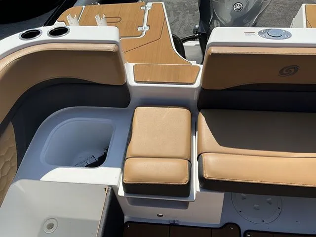 Slide: The Image of Hurricane SunDeck 217 OB 2024 - 38