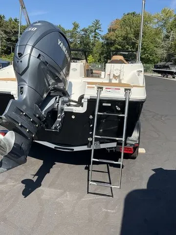 Slide: The Image of Hurricane SunDeck 217 OB 2024 - 5