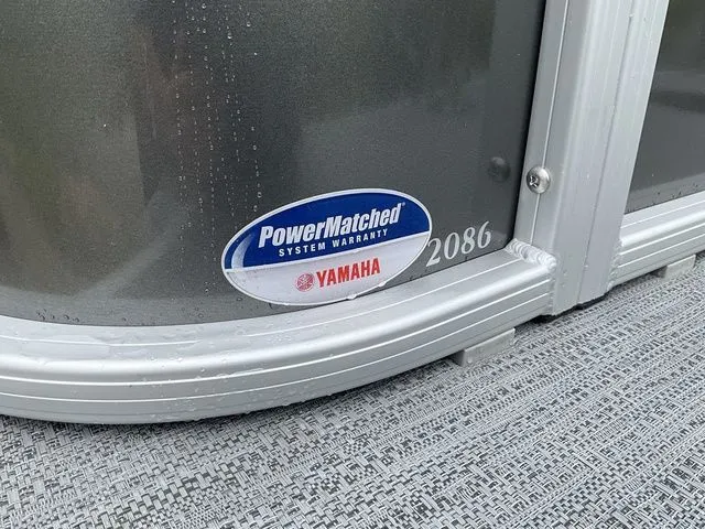 Slide: The Image of Godfrey Xperience EX2086CXP 2026 - 10