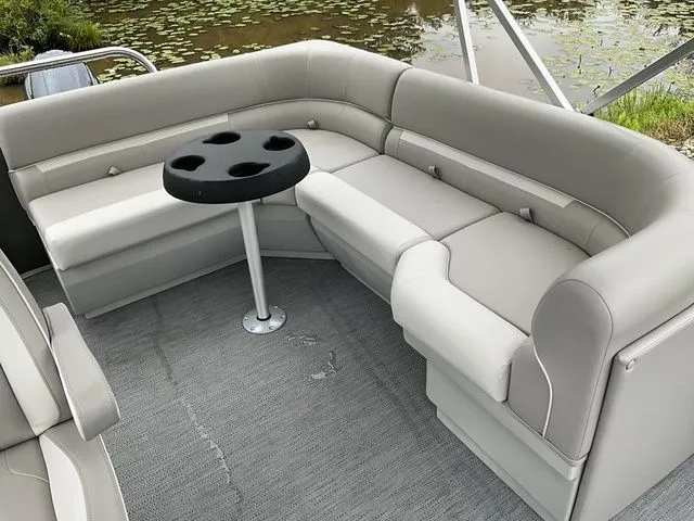 Slide: The Image of Godfrey Xperience EX2086CXP 2026 - 20